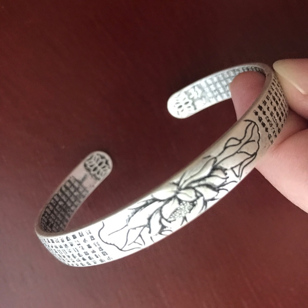 Lotus Heart Sutra unisex silver bracelet - Picture 5 of 7